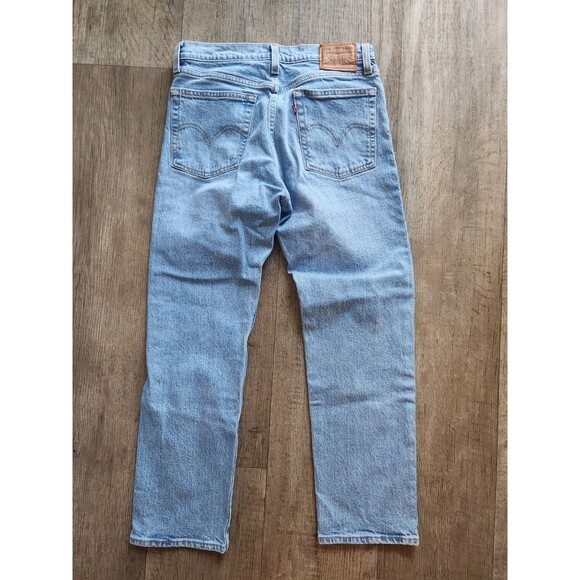 LEVI'S Premium Wedgie Straight Jeans Womens 26 Button Fly Light Blue Denim - Picture 2 of 7